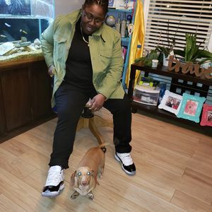 Meet your Posher, Roxanne